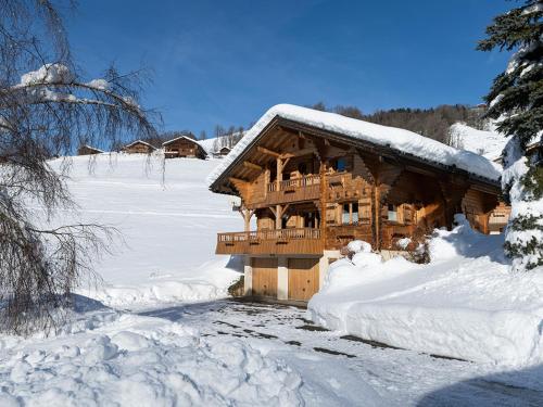 Chalet spacieux 10 pers. près pistes ski, parking privé - FR-1-467-135