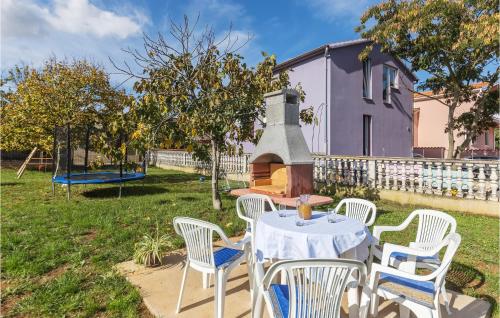 Beautiful Apartment In Pula With Wifi