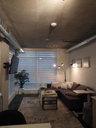 Postel nebo postele na pokoji v ubytování Modern Cozy Nest