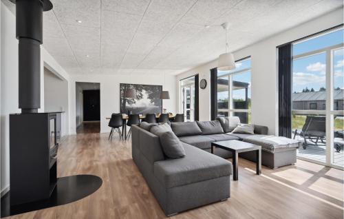Posezení v ubytování Pet Friendly Home In Nørre Nebel
