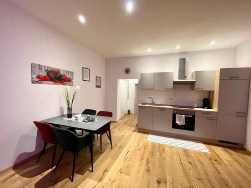 Η κουζίνα ή μικρή κουζίνα στο Moderne Stadtwohnung nähe Stadthalle