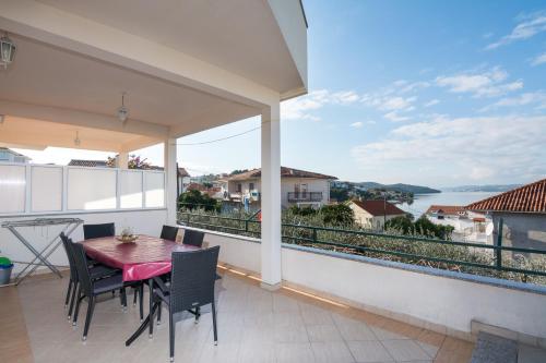 Apartments Marina