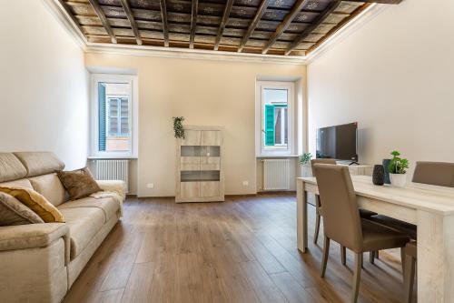 iFlat Augustus Suite near Pantheon