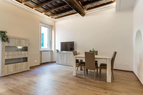 iFlat Augustus Suite near Pantheon