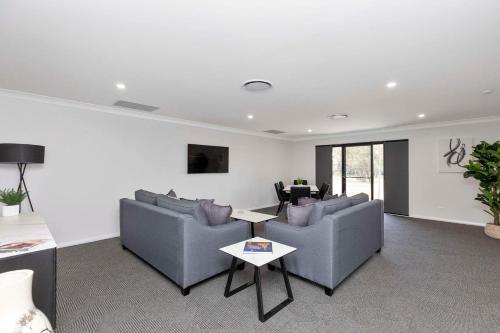 CH Boutique Hotel & Apartments, an Ascend Collection Hotelにあるテレビまたはエンターテインメントセンター