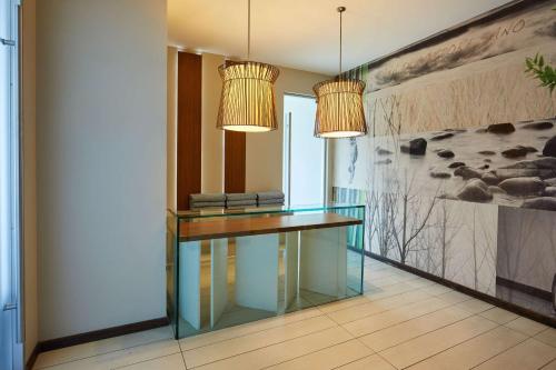 Dapur atau dapur kecil di Radisson Blu Plaza El Bosque Santiago