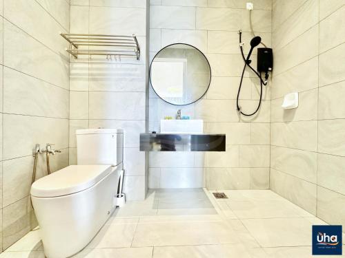 Un baño de Sky Trees by Rentradise