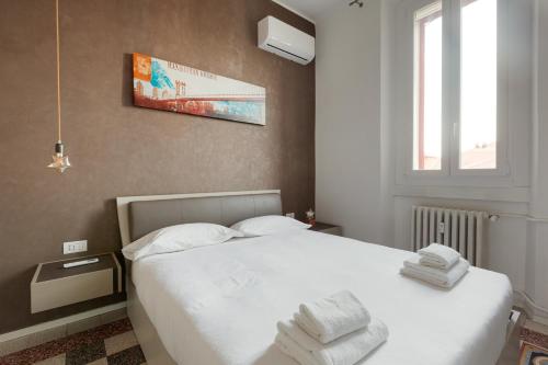 GuestHost - M4 Argonne Cosy Apartment