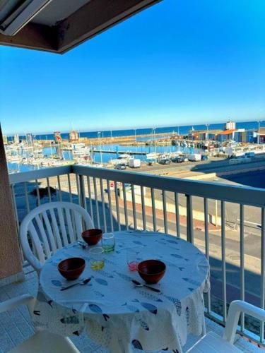 Deux pièce vue Mer et Port 4PP2B32