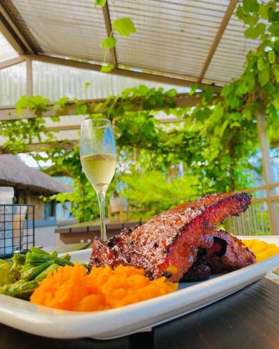 Comida en el lodge o alrededores