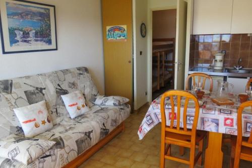 Photo de la galerie de l'établissement Appartement accès direct plage - Parking Privé 4ESC203, au Barcarès