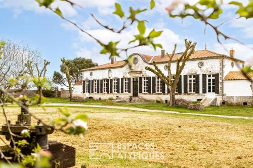 Domaine historique entre mer et campagne