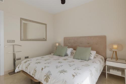 Casa Eso es Oro Estepona - Stunning Views And Peaceful Escape - 2 Communal Pools photo 12