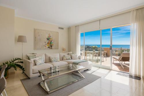 Casa Eso es Oro Estepona - Stunning Views And Peaceful Escape - 2 Communal Pools photo 4