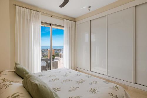 Casa Eso es Oro Estepona - Stunning Views And Peaceful Escape - 2 Communal Pools