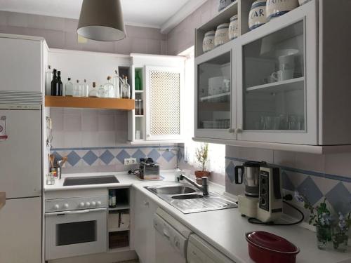 Η κουζίνα ή μικρή κουζίνα στο Apartamento primera linea de playa