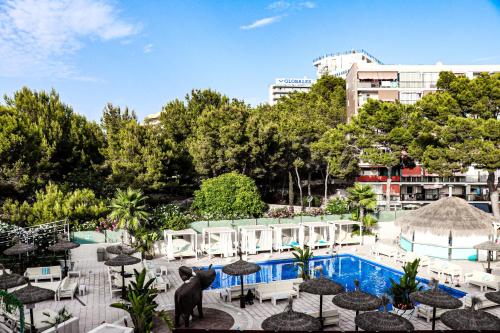 Πισίνα στο ή κοντά στο INN Mallorca Aparthotel