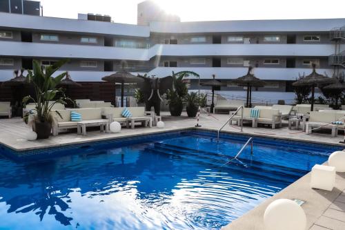 Πισίνα στο ή κοντά στο INN Mallorca Aparthotel
