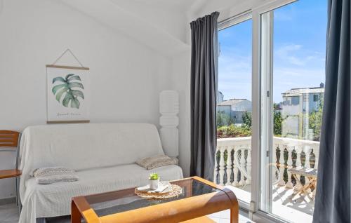 Amazing Apartment In Rogoznica With Lake View