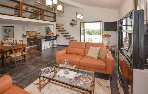Φωτογραφία από το άλμπουμ του Lovely Home In Marina Velca With Wifi σε Porto Clementino