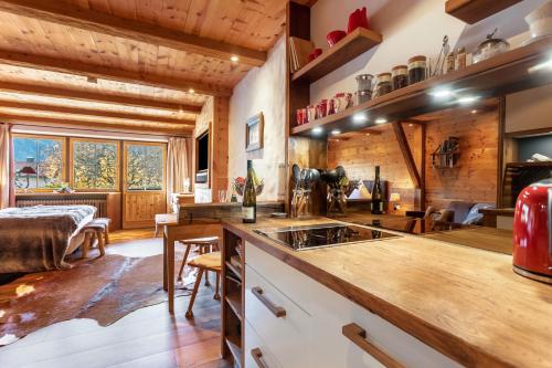 Η κουζίνα ή μικρή κουζίνα στο Chalet Alpenherz