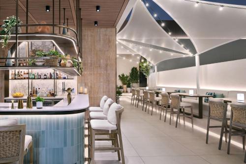 Sheraton Grand Hotel, Dubai Image