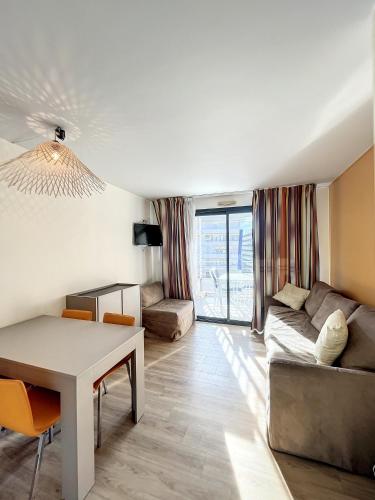 Home Riviera - Studio few min walking from beach