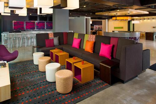 Aloft Miami Brickell Image