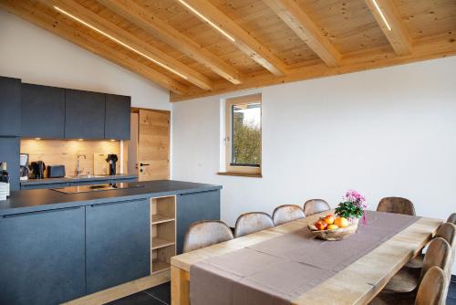 Una cocina o zona de cocina en Apart Mountainview