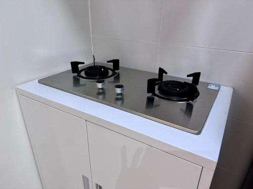 Kuchyň nebo kuchyňský kout v ubytování Riverine Diamond RDA12 Studio CK - Free 1 Parking, Netflix & Cozy Retreat Couples, Families