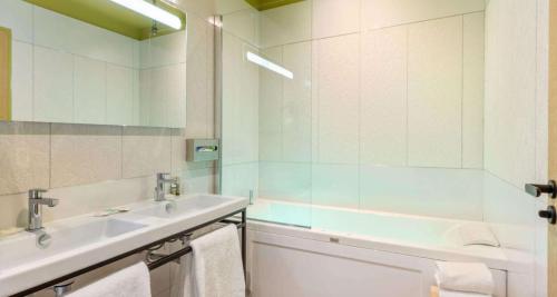 Bagno di Best Western Plus Hotel de Dieppe 1880
