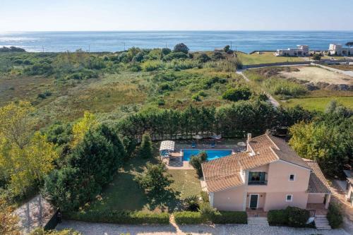 Villa Lefki Limni Retreat 300m from beach