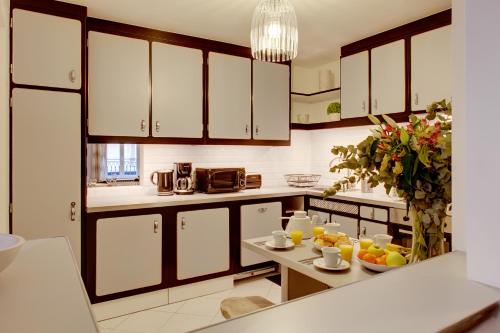 Photo de la galerie de l'établissement Paris St Germain Mazarine residence, à Paris