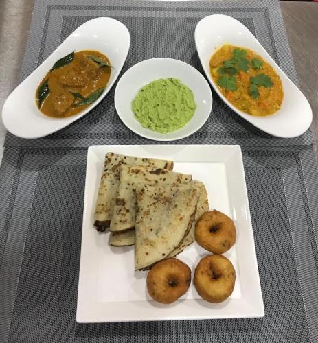 Comida en o cerca de este apartamento