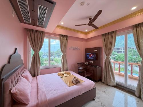 Katil atau katil-katil dalam bilik di Hotel Sai International