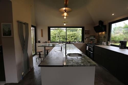 Jolie maison sauna piscine