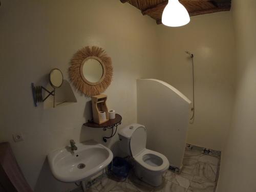 Un baño de SIDI KaouKI PERLA