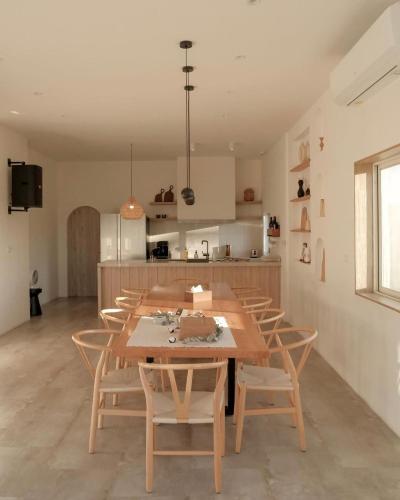 Η κουζίνα ή μικρή κουζίνα στο Richill Villa