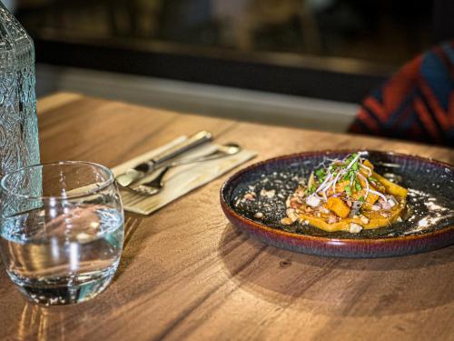 Gallery image of L'Arcalod & Bistrot Jeanne - Lac d'Annecy - Hôtel Restaurant Spa in Doussard
