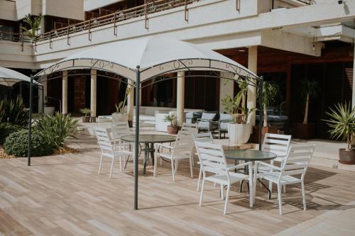 Hotel Boutique Hort de Nalにあるパティオまたは屋外エリア