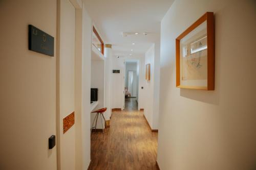 Hotel Boutique Hort de Nalにあるテレビまたはエンターテインメントセンター