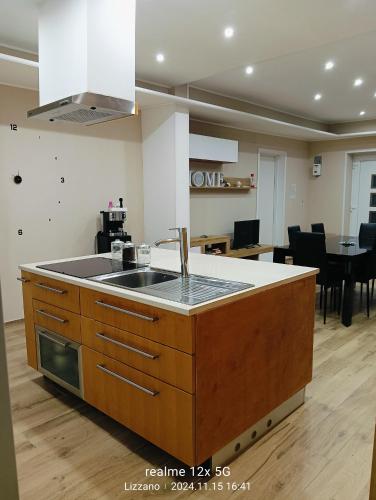 Dapur atau dapur kecil di Bed & Relax