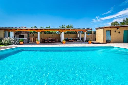 Hồ bơi trong/gần MY DALMATIA - Villa Kadulja with private pool and tennis court