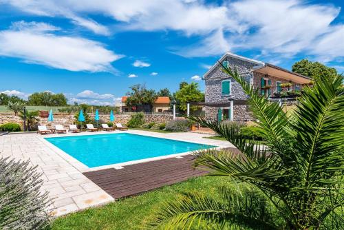 MY DALMATIA - Villa Kadulja with private pool and tennis court