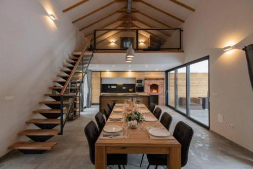 Ruang duduk di MY DALMATIA - Luxury villa Prolozac with private heated pool