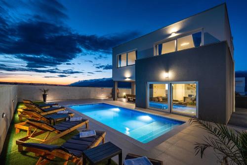 MY DALMATIA - Sea view villa Punta with private swimming pool