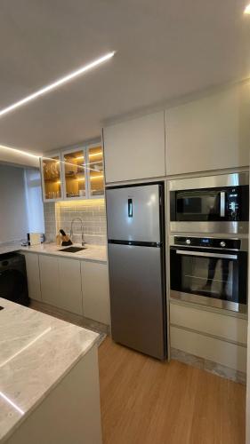 Gallery image of Apto 2 Suítes, tudo novo, na Avenida Atlantica, pé na areia e com vista mar in Balneário Camboriú