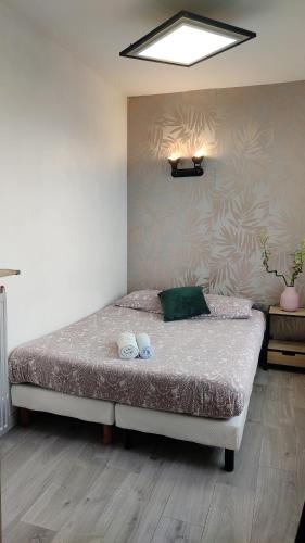 Postel nebo postele na pokoji v ubytování 36 Dajot Boutique Apartment - 70