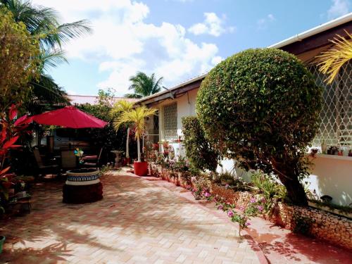 Το κτήριο όπου στεγάζεται  ο ξενώνας