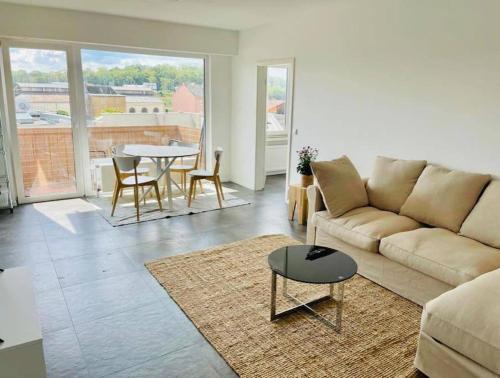 Charming 1 bedroom flat w terrace&parking-67B